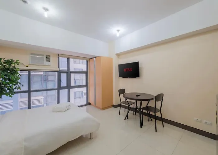 Stayhere Relax And Retreat In Viceroy Mckinley Hill